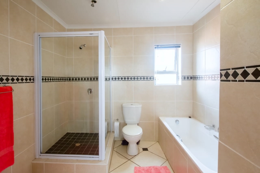 4 Bedroom Property for Sale in Kabeljauws Eastern Cape